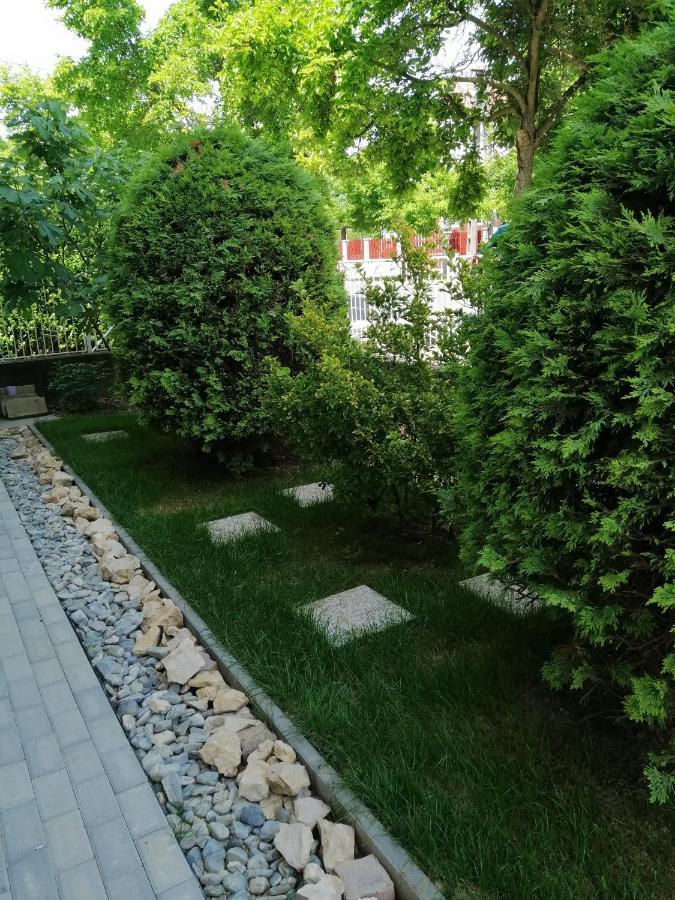 Gyoengyi Apartman Hévíz Exterior foto
