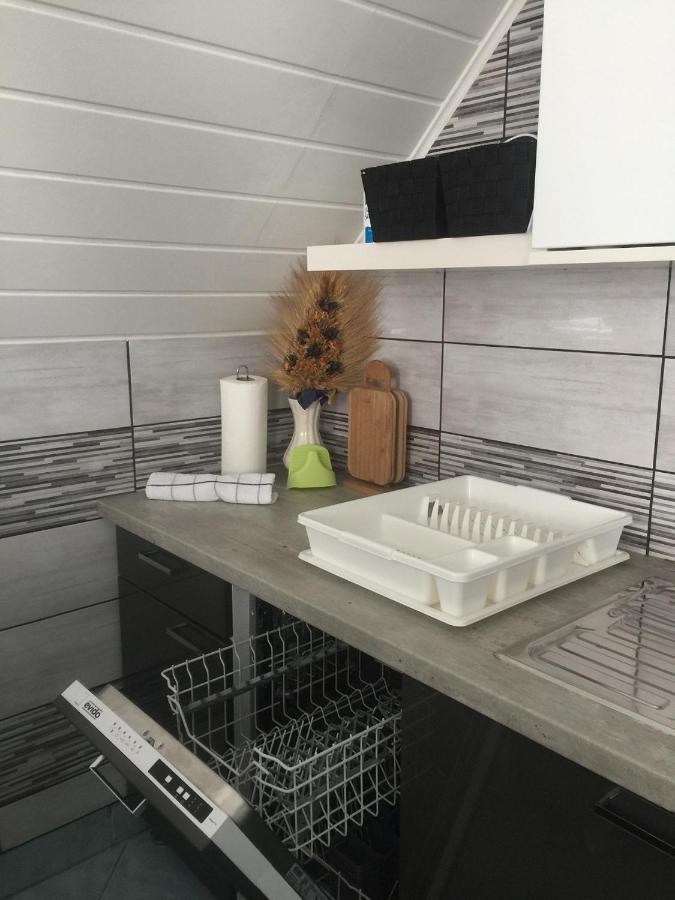 Gyoengyi Apartman Hévíz Exterior foto