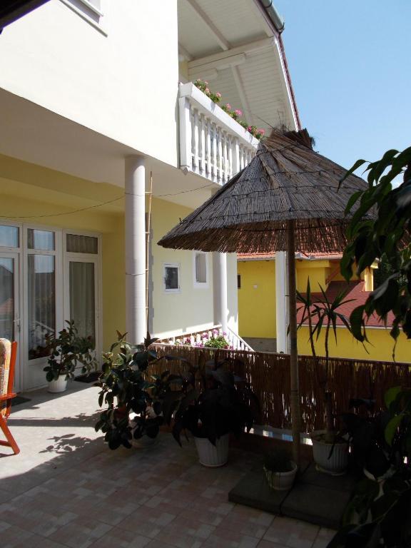 Gyoengyi Apartman Hévíz Exterior foto